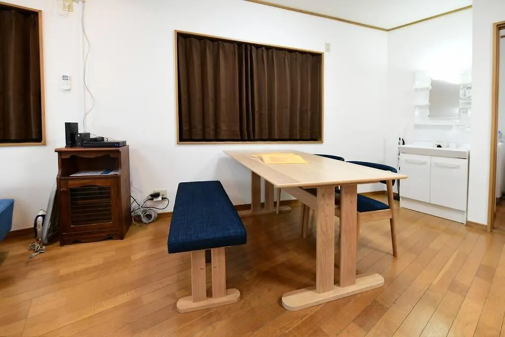 Largo Apartment Tokyo 0*,